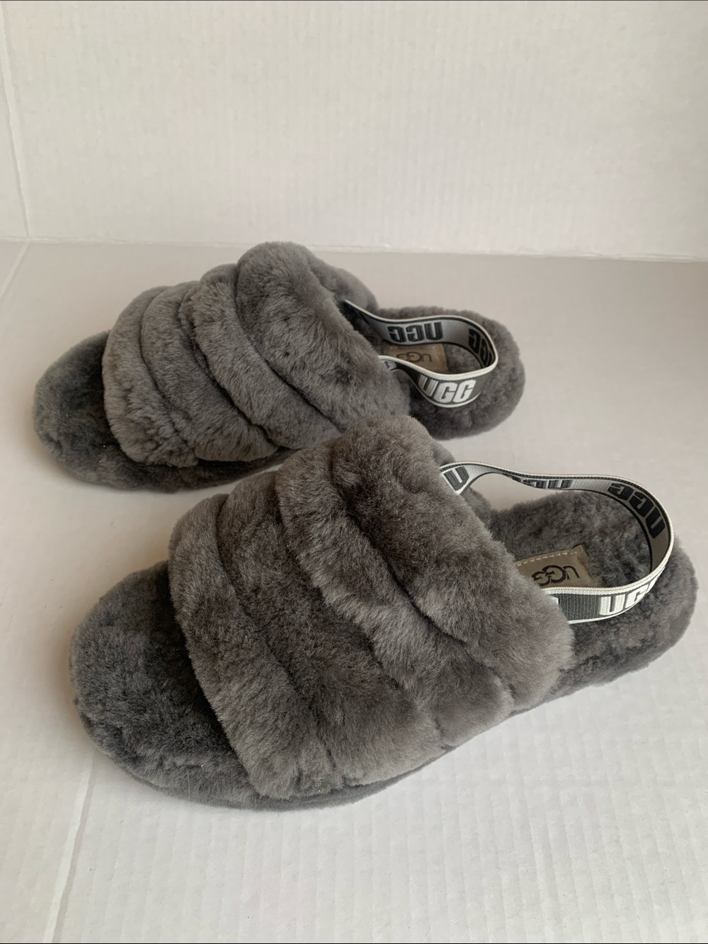 UGG Plush Charcoal Grey Fluff Slide Slingback Slippers Size US 4 EU 36 Kids - Picture 4 of 9